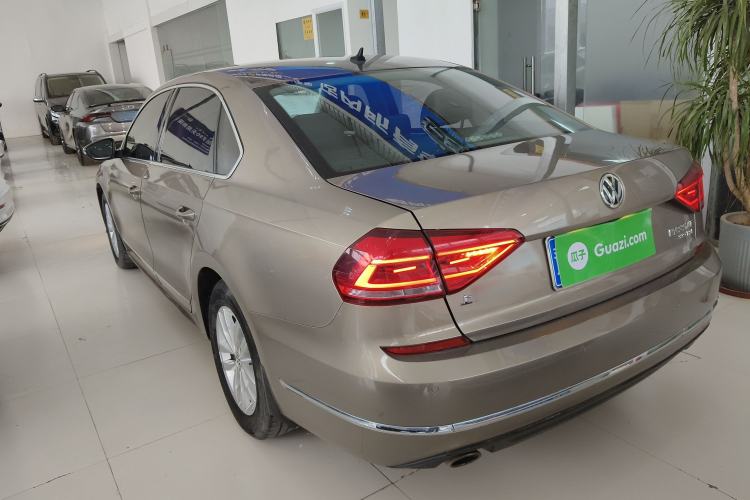 Used Volkswagen Passat 2016 330TSI DSG Luxury Edition Rear Left 45 Deg