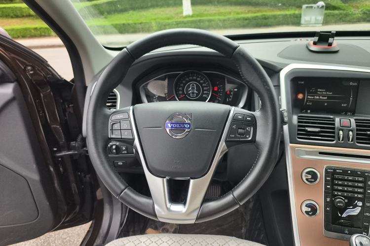 Used Volvo XC60 2017 T5 Smart Upgrade Edition