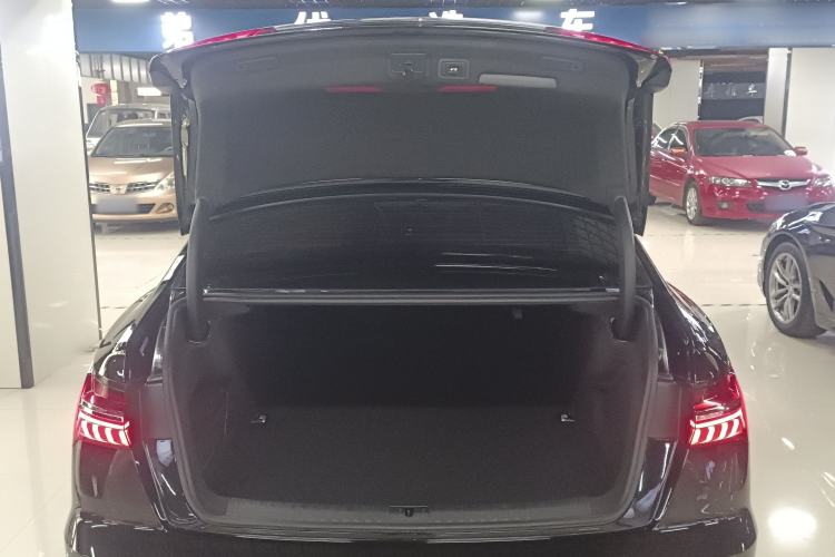 Used Audi A6L 2022 40 TFSI Luxury Dynamic Model Trunk