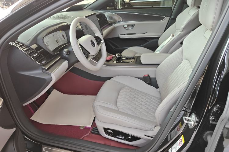 Used BYD Han 2025 DM-i Intelligent Driving Edition 125KM LiDAR Flagship Model