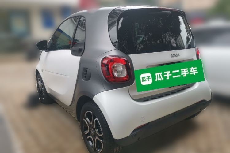 Used smart fortwo 2019 0.9T 66kW Hardtop Wind Power Edition China VI