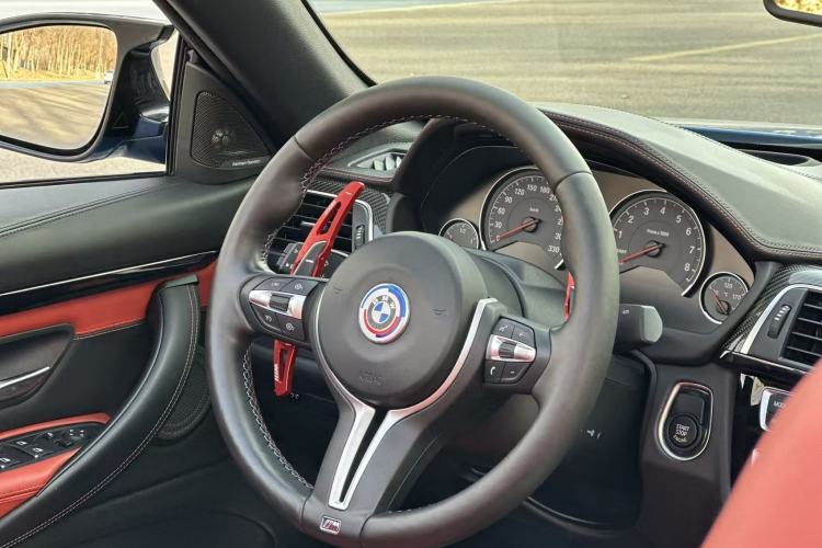 Used BMW M4 2018 M4 Convertible Coupe Fan Limited Edition
