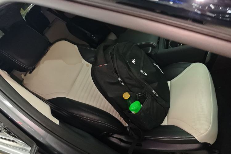 Used Land Rover Discovery 2021 360 PS R-Dynamic SE
