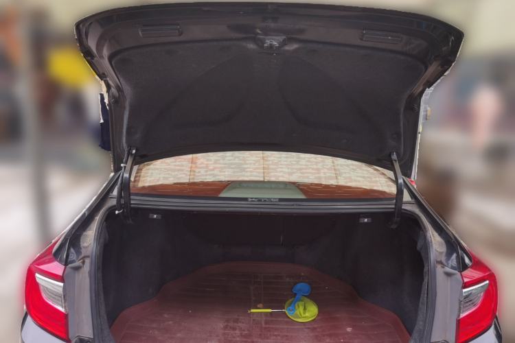 Used Honda Crider 2013 1.8L automatic comfort version Trunk