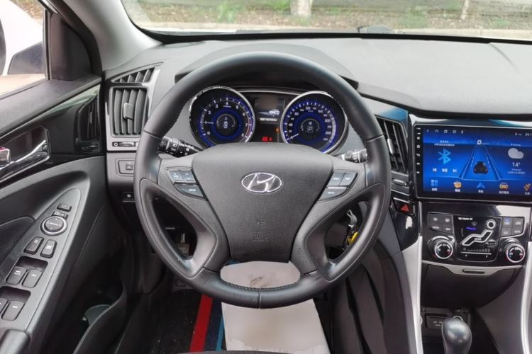 Used Hyundai Sonata 2015 Classic 2.0L Automatic Leading Edition Steering Wheel