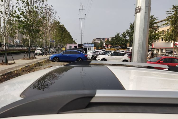 Used Chevrolet Trax 2016 1.4T Manual Two-Wheel Drive Comfort Version with Sunroof
