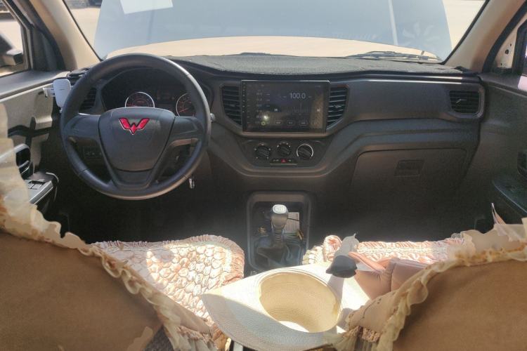 Used Wuling Hongguang V 2022 1.5L Jingqu Version Hydraulic Power Steering LAR
