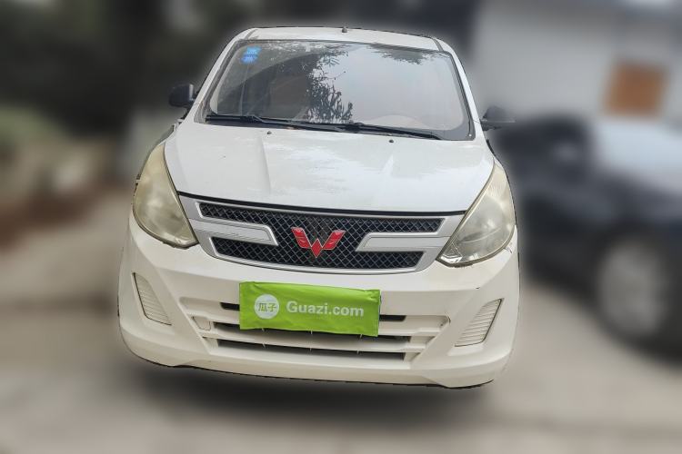 Used Wuling Rongguang V 2015 1.2L Practical Model
