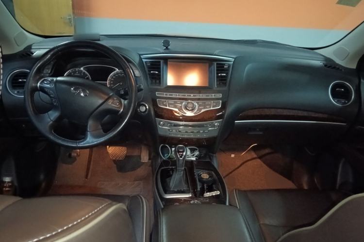 Used Infiniti QX60 2016 2.5 S/C Hybrid Two-Wheel-Drive Excellence Edition China V Standard
