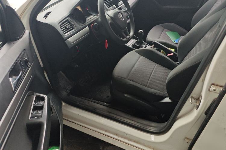 Used Volkswagen Lavida 2017 1.6L Manual Fashion Edition
