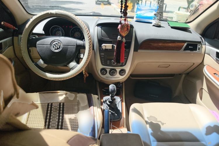 Used Buick Excelle 2013 1.5L Manual Luxury Model
