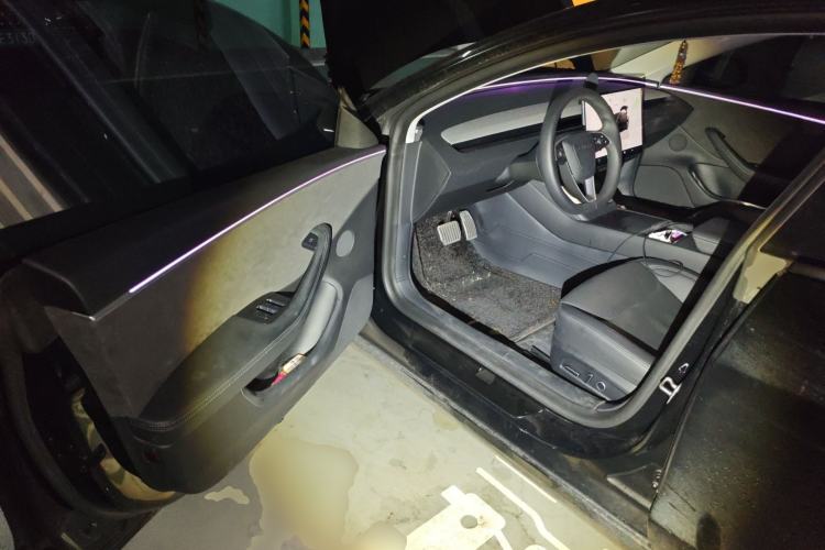 Used Tesla Model 3 2023 Long-Range All-Wheel-Drive Version
