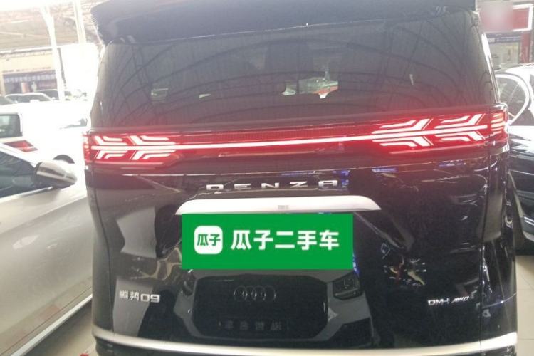 Used Denza D9 2022 DM-i 970 Four-Wheel Drive Flagship Model