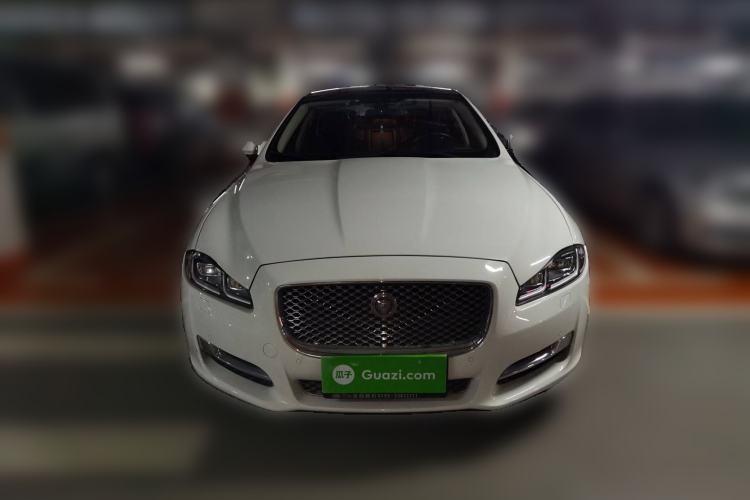 Used Jaguar XJ 2016 XJL 2.0T Two-Wheel-Drive Elegant Business Edition
