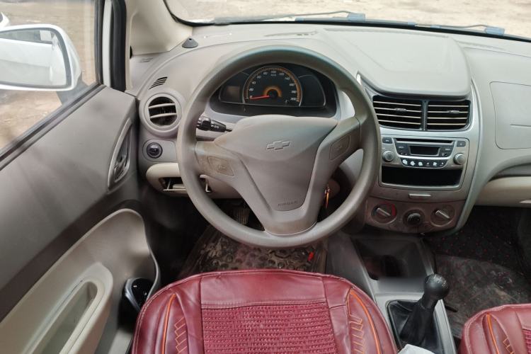 Used Chevrolet Sail 2011 Sedan 1.4L Manual Happiness Edition