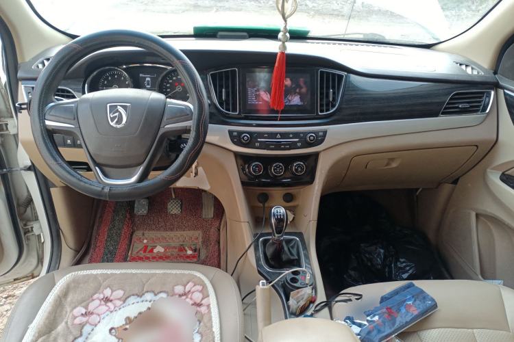 Used Baojun 730 2016 1.5L Manual Comfort Version 7 Seats China V Emission Standard