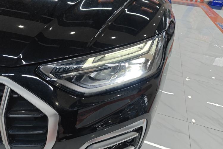 Used Audi Q5L 2023 40T Luxury Elegant Model Left Front Headlight