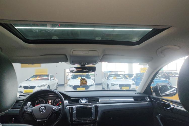 Used Volkswagen Passat 2016 330TSI DSG Prestige Edition
