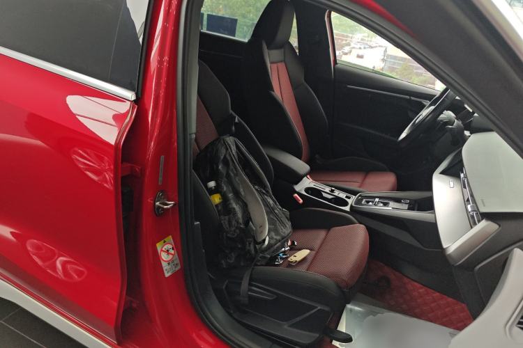 Used Audi A3 2021 A3L Limousine 35 TFSI Progressive Sport Edition Right Front Seat