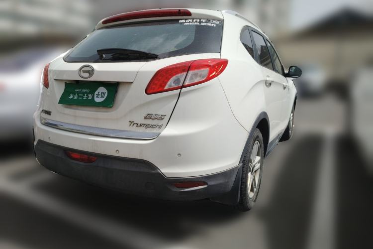 Used GAC Trumpchi GS5 2013 2.0L Automatic Two-Wheel Drive Light Interior Special Edition
