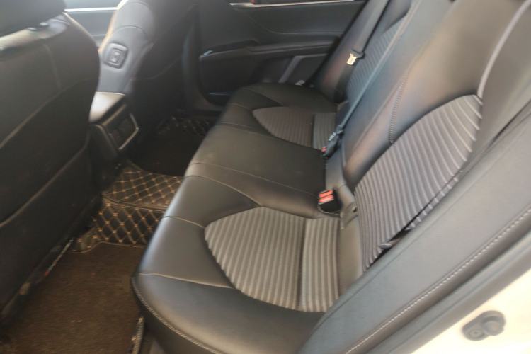 Used Toyota Camry 2022 2.0S Knight Edition