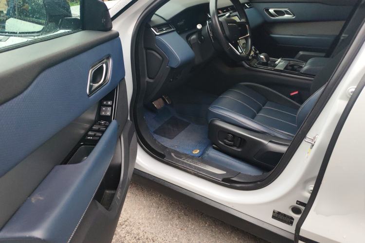 Used Land Rover Range Velar 2021 P250 Sparkling Black Limited Edition Driver Seat