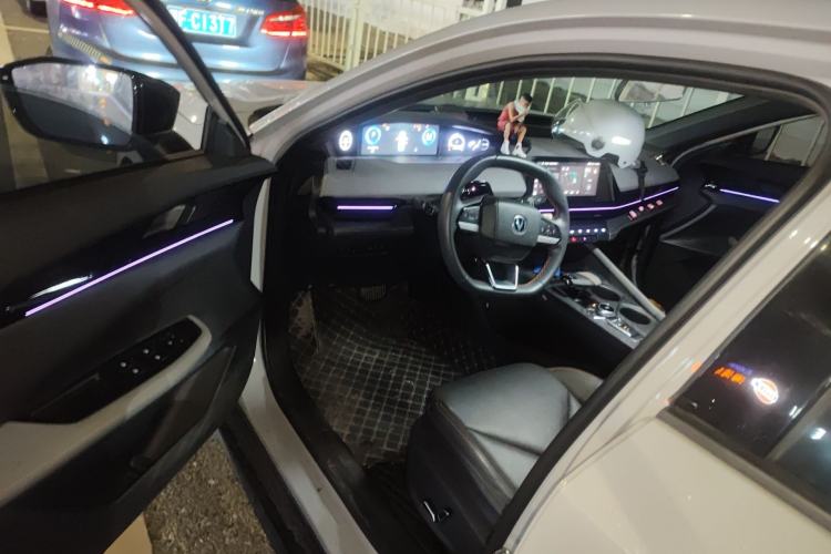 Used CHANGAN UNI-V 2022 1.5T Prestige Version Driver Seat