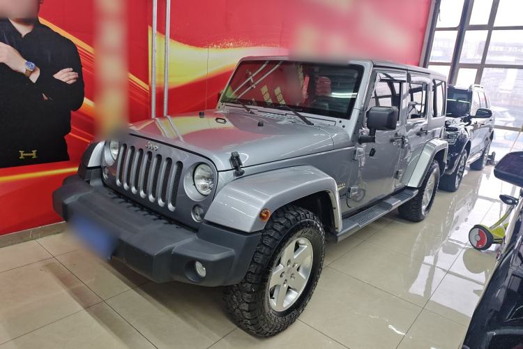Used Jeep Wrangler 2014 2.8TD Sahara Four-Door Edition
