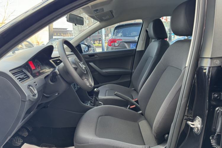 Used Volkswagen Santana 2015 1.4L Manual Fashion Edition