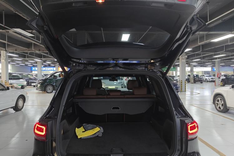 Used Mercedes-Benz GLB 2023 GLB 220 Sport Edition Trunk