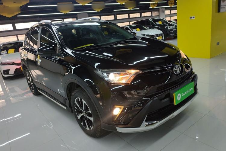 Used Toyota RAV4 2016 2.0L CVT Two-Wheel Drive Comfort Edition China V Standard