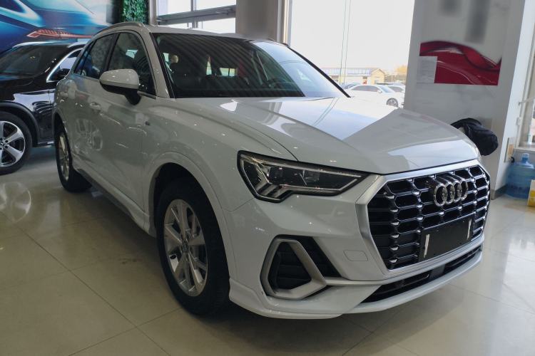 Used Audi Q3 2019 35 TFSI Advanced Dynamic Edition
