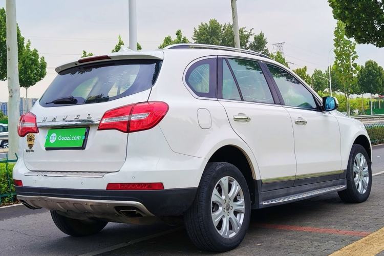 Used Haval H8 2015 2.0T Two-Wheel-Drive Standard Version