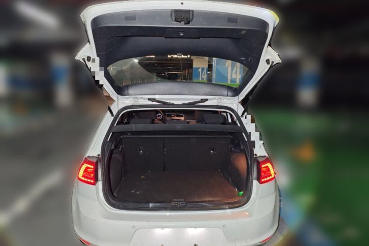 Used Volkswagen Golf 2016 1.6L Automatic Comfort Model
