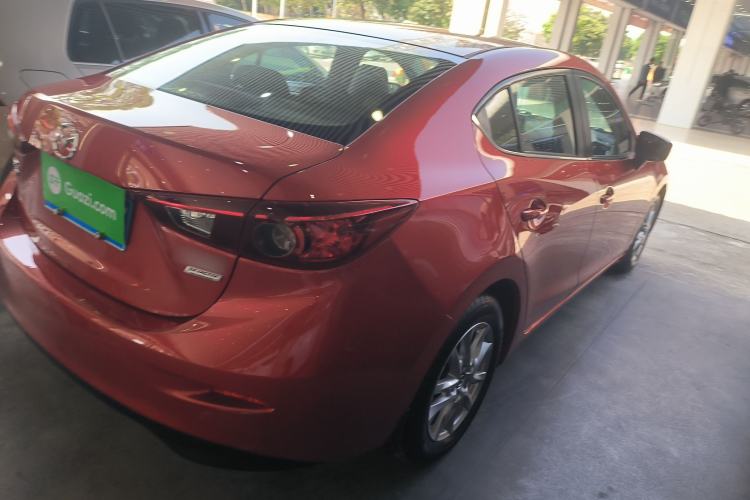 Used Mazda Mazda 3 Axela 2016 Sedan 1.5L Automatic Luxury Model