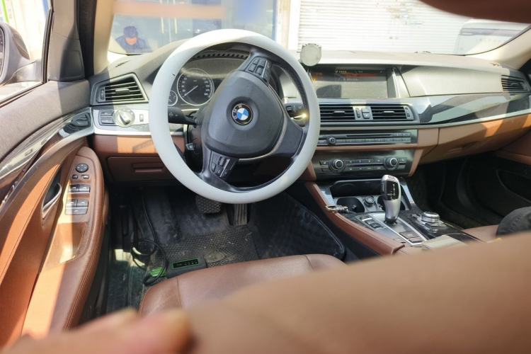 Used BMW 5 Series 2017 520Li Elegant Edition Steering Wheel