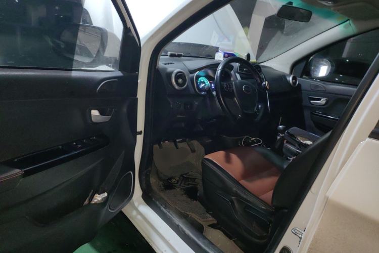 Used SWM X3 2022 1.5L Manual Comfort Edition