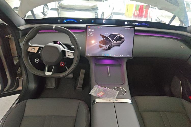 Used Xiaomi Auto YU7 2025 Ultra-Long Range All-Wheel Drive Pro Version Center Console