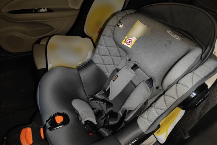 Used Buick Verano 2018 Sedan 15S Automatic Leading Model Left Rear Seat