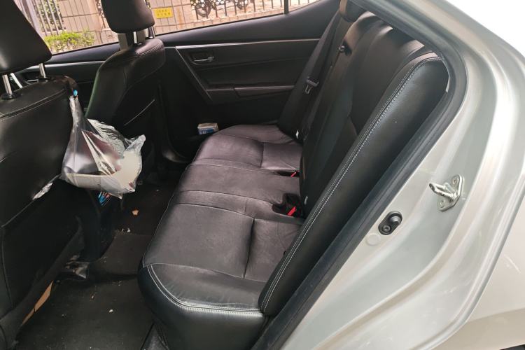 Used Toyota Corolla 2016 Dual-Engine 1.8L E-CVT Elite Edition