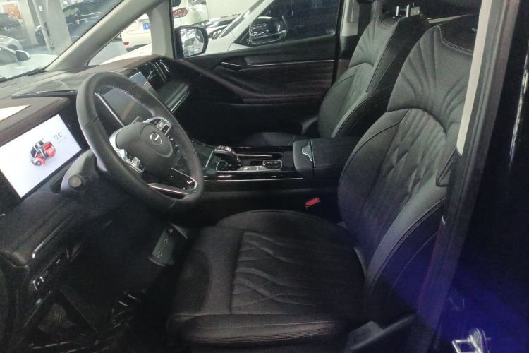 Used GAC Trumpchi M8 2024 Master Series 400T Prestige Edition