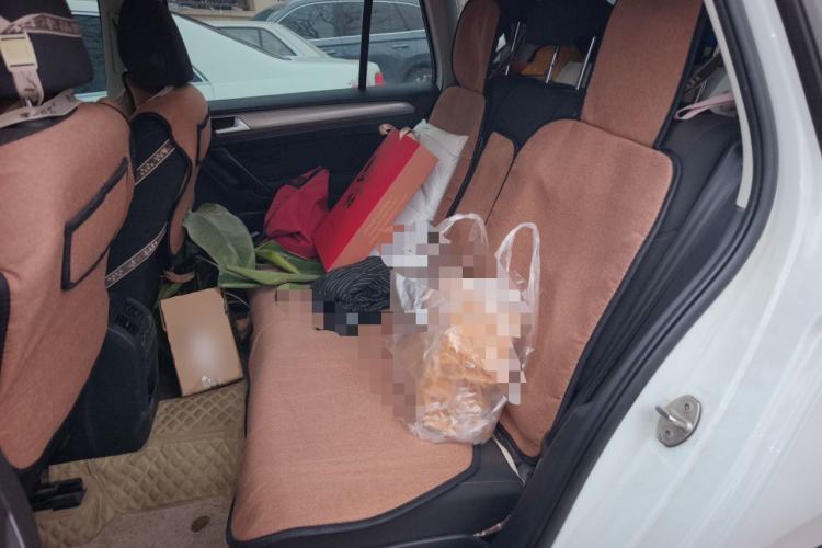 Used Volkswagen Golf Sportsvan 2016 1.6L Manual Comfort Model Left Rear Seat