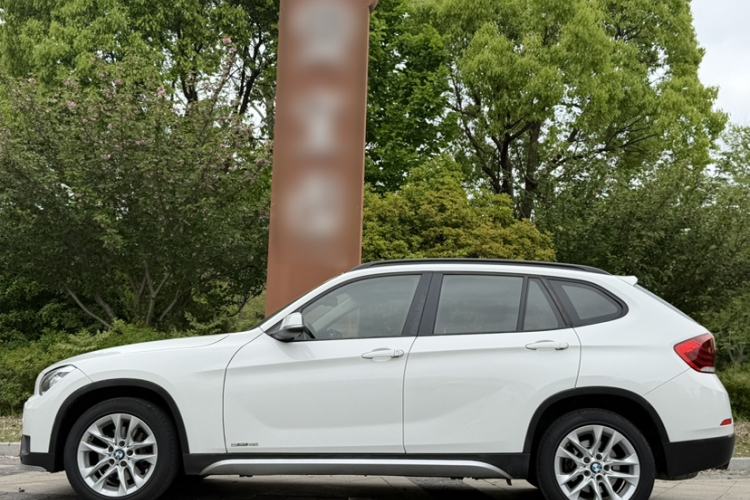 Used BMW X1 2014 sDrive18i Leading Model
