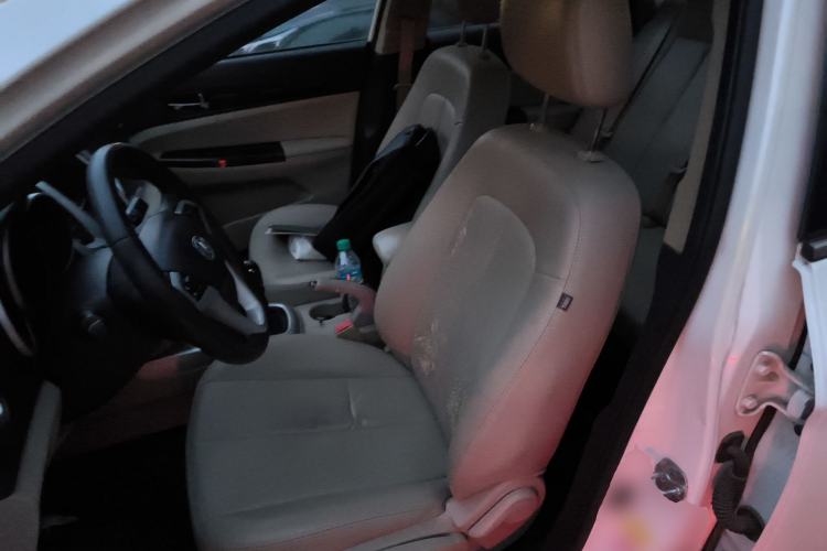 Used CHANGAN Eado 2014 1.6L Manual Luxury Model