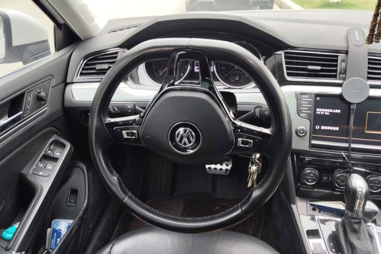 Used Volkswagen Lamando 2017 280TSI DSG Comfort Edition Steering Wheel