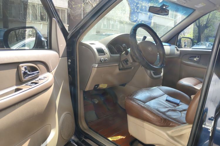 Used Buick GL8 2014 2.4L Classic Edition
