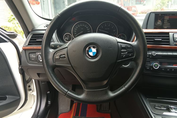 Used BMW 3 Series 2015 320Li Fashion Model