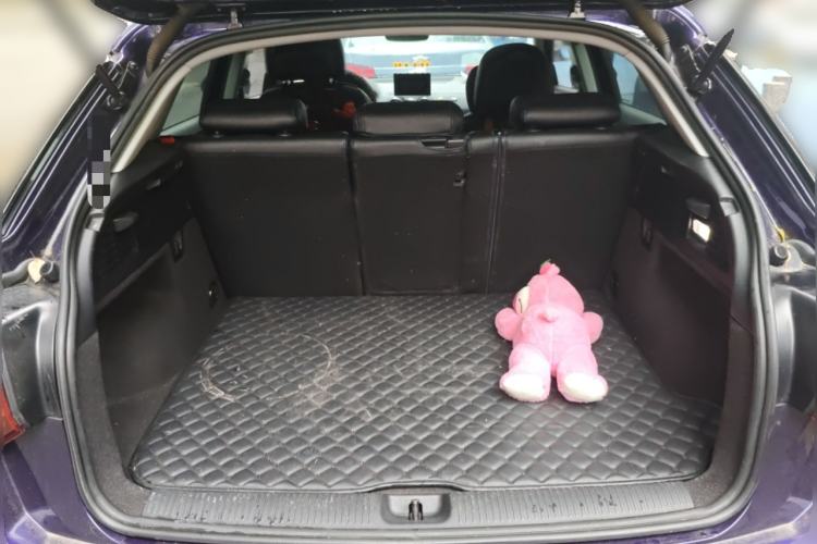 Used Audi Q2L 2018 35 TFSI Launch Exclusive Edition China VI Trunk