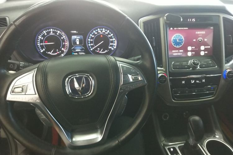 Used Changan CS95 2017 2.0T Two-Wheel Drive Zhitu Edition