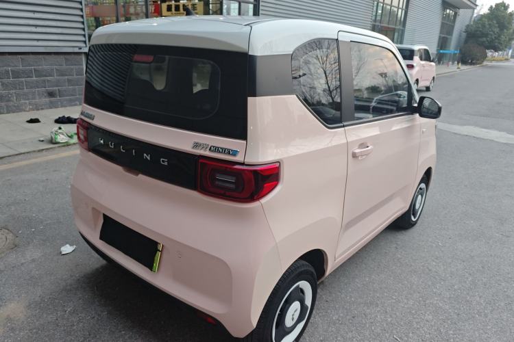 Used Wuling Hongguang MINIEV 2022 Macaron Premium Model – Lithium Iron Phosphate
